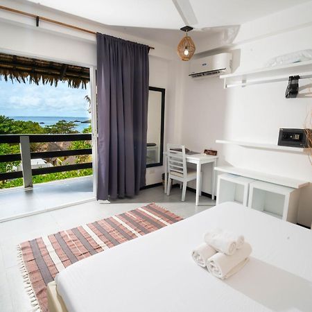 Blanco Beach Resort Malapascua Bagian luar foto