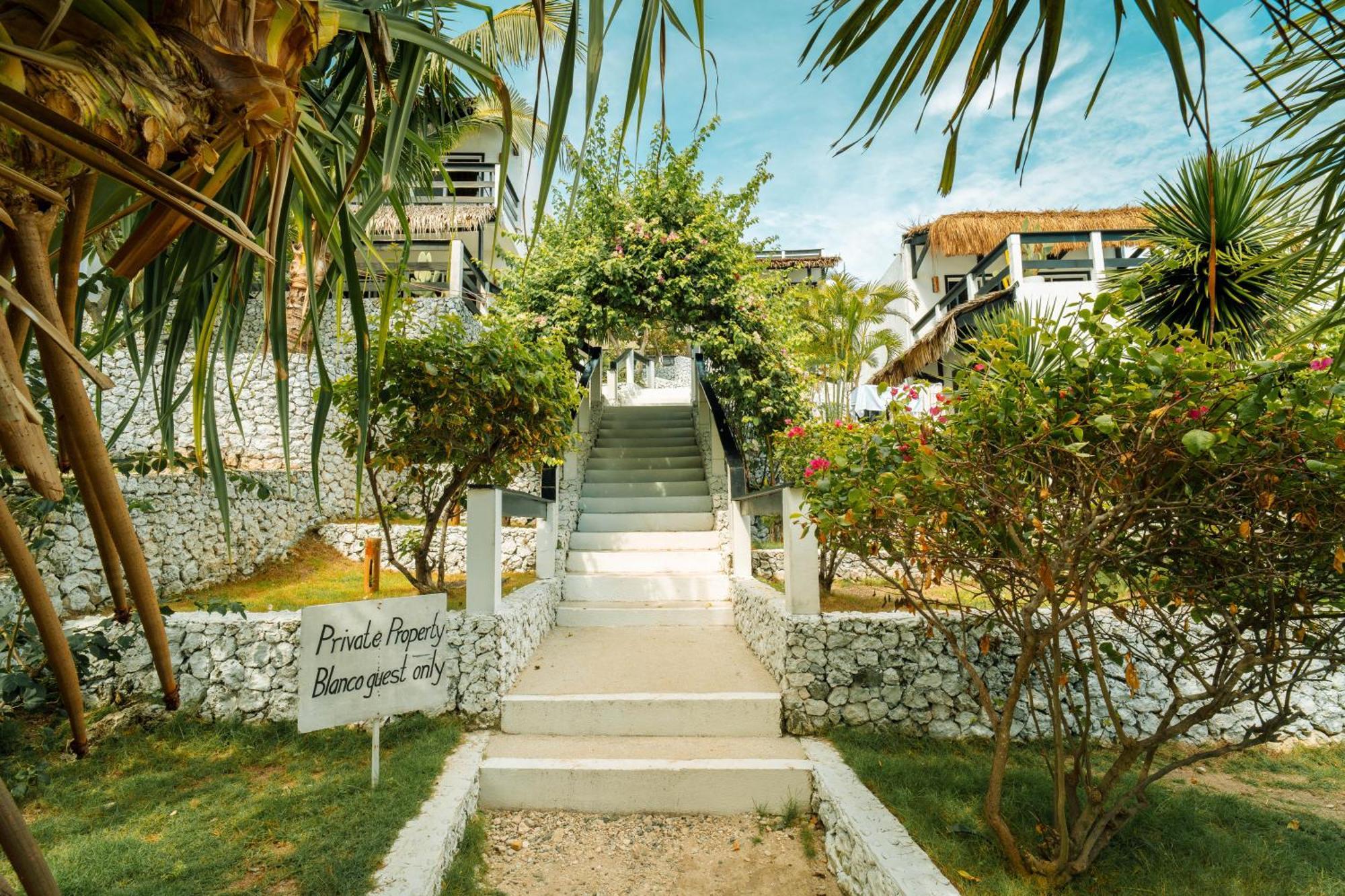 Blanco Beach Resort Malapascua Bagian luar foto