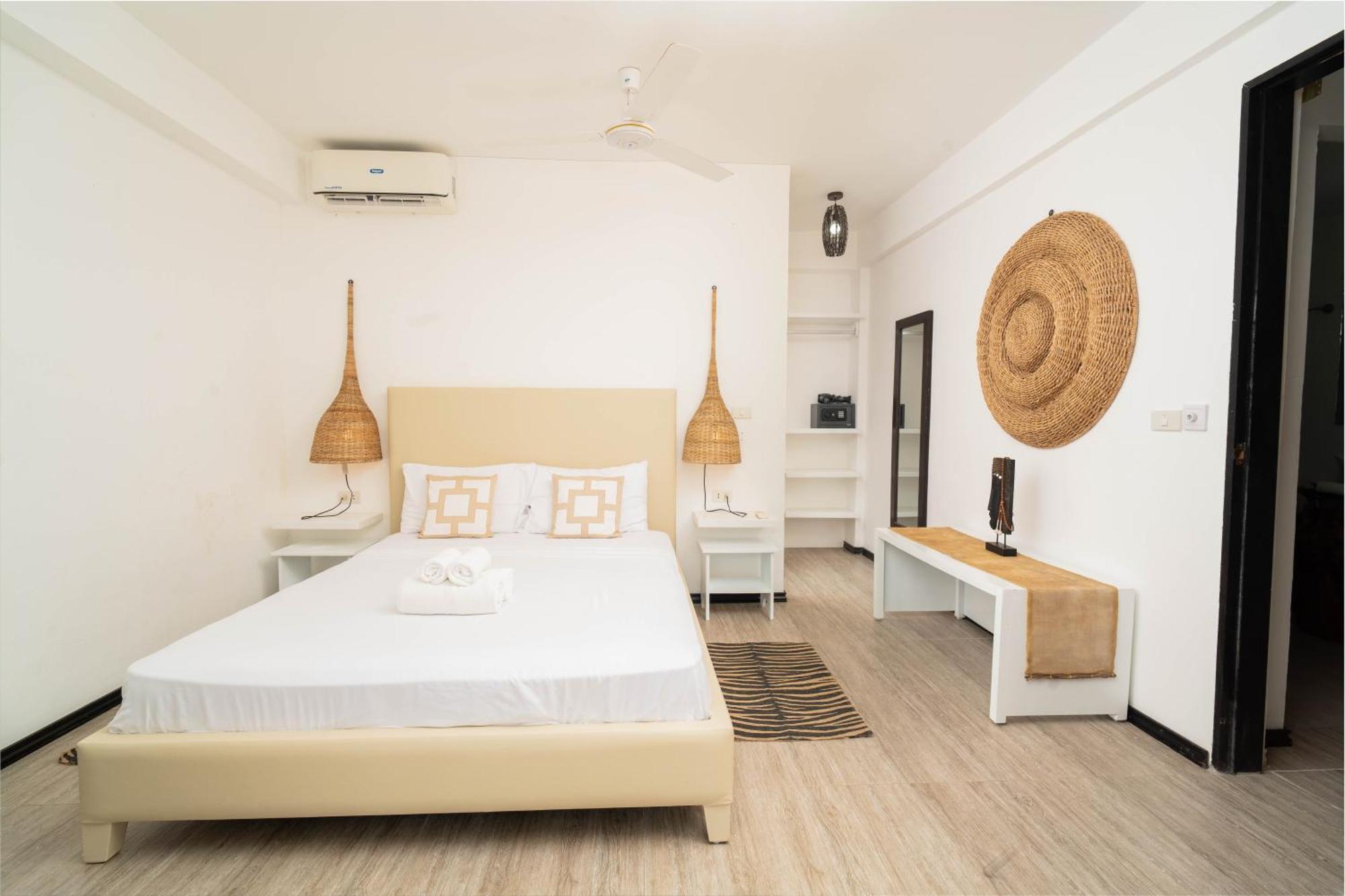 Blanco Beach Resort Malapascua Bagian luar foto