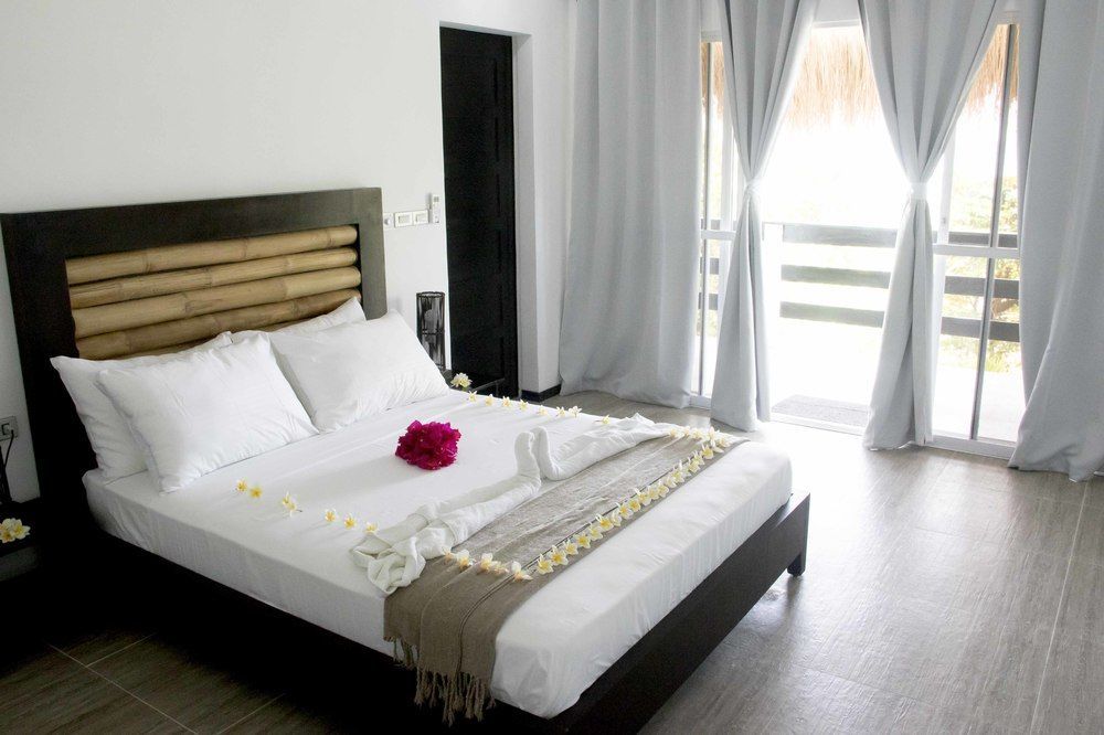 Blanco Beach Resort Malapascua Bagian luar foto