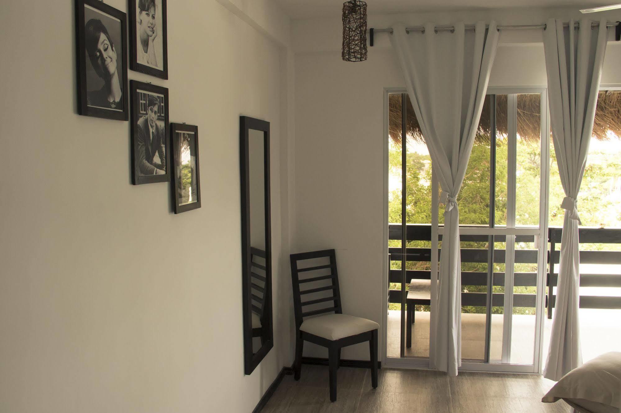 Blanco Beach Resort Malapascua Bagian luar foto